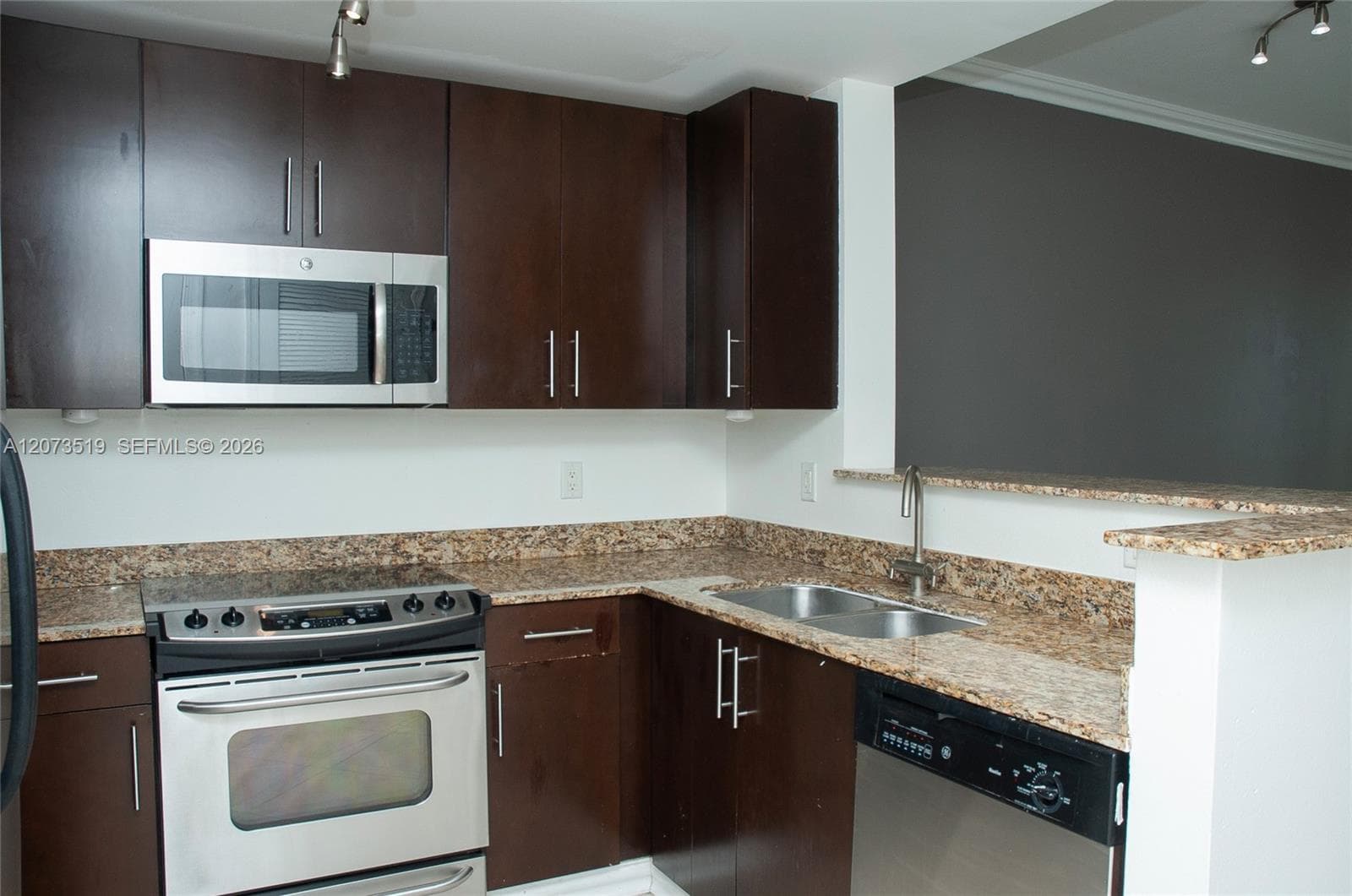 10 Aragon Ave # 703, Coral Gables FL 33134 photo 4