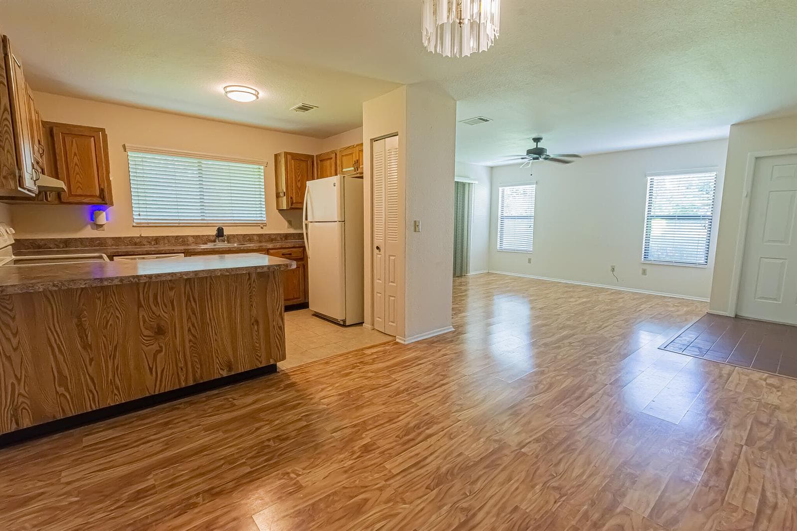 1566 SE Dewberry Court, Port St. Lucie FL 34952 photo 3
