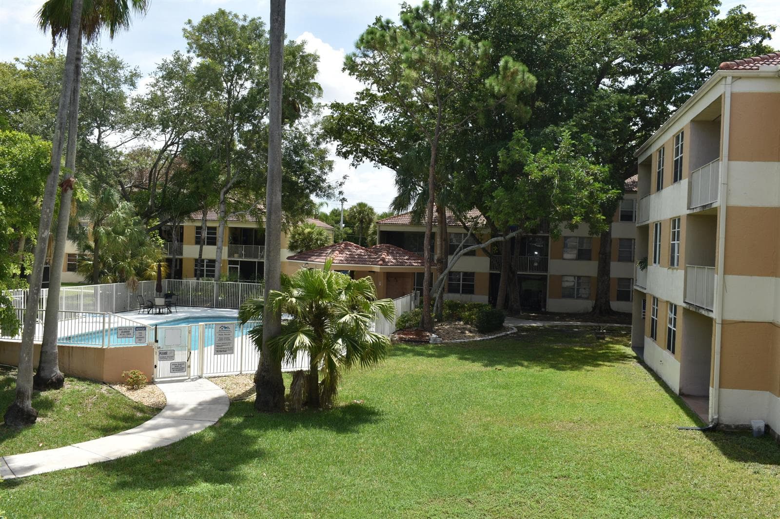 8298 NW 24TH Street, Coral Springs FL 33065 photo 2