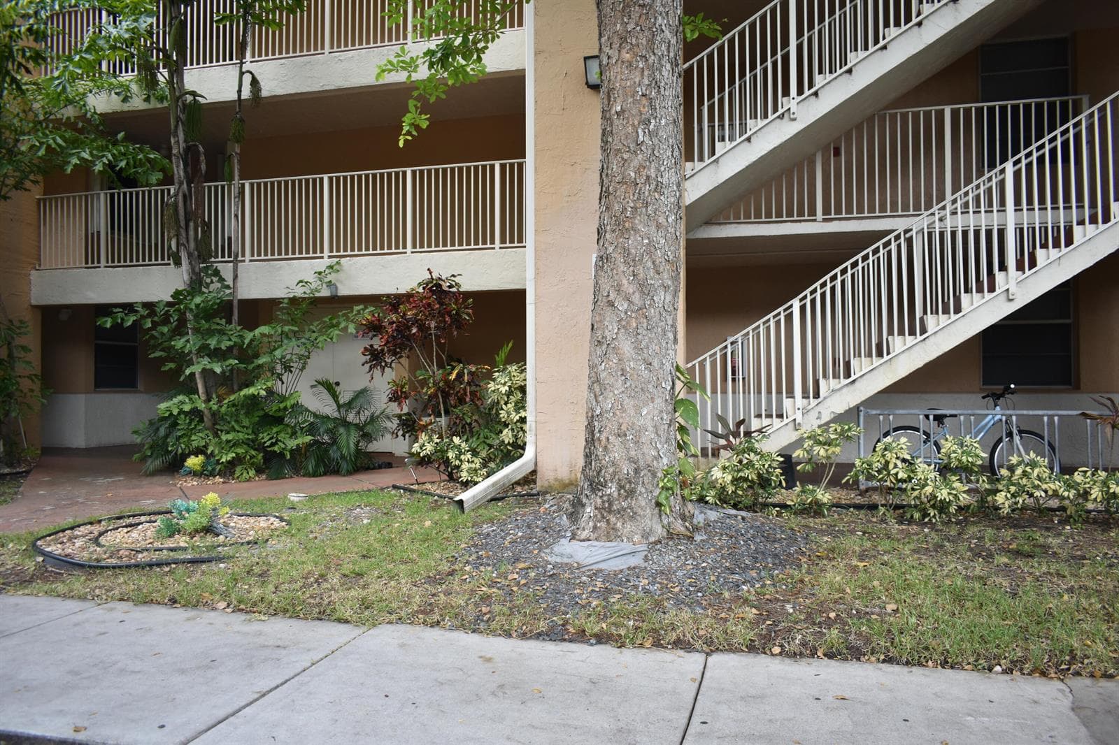 8298 NW 24TH Street, Coral Springs FL 33065 photo 4