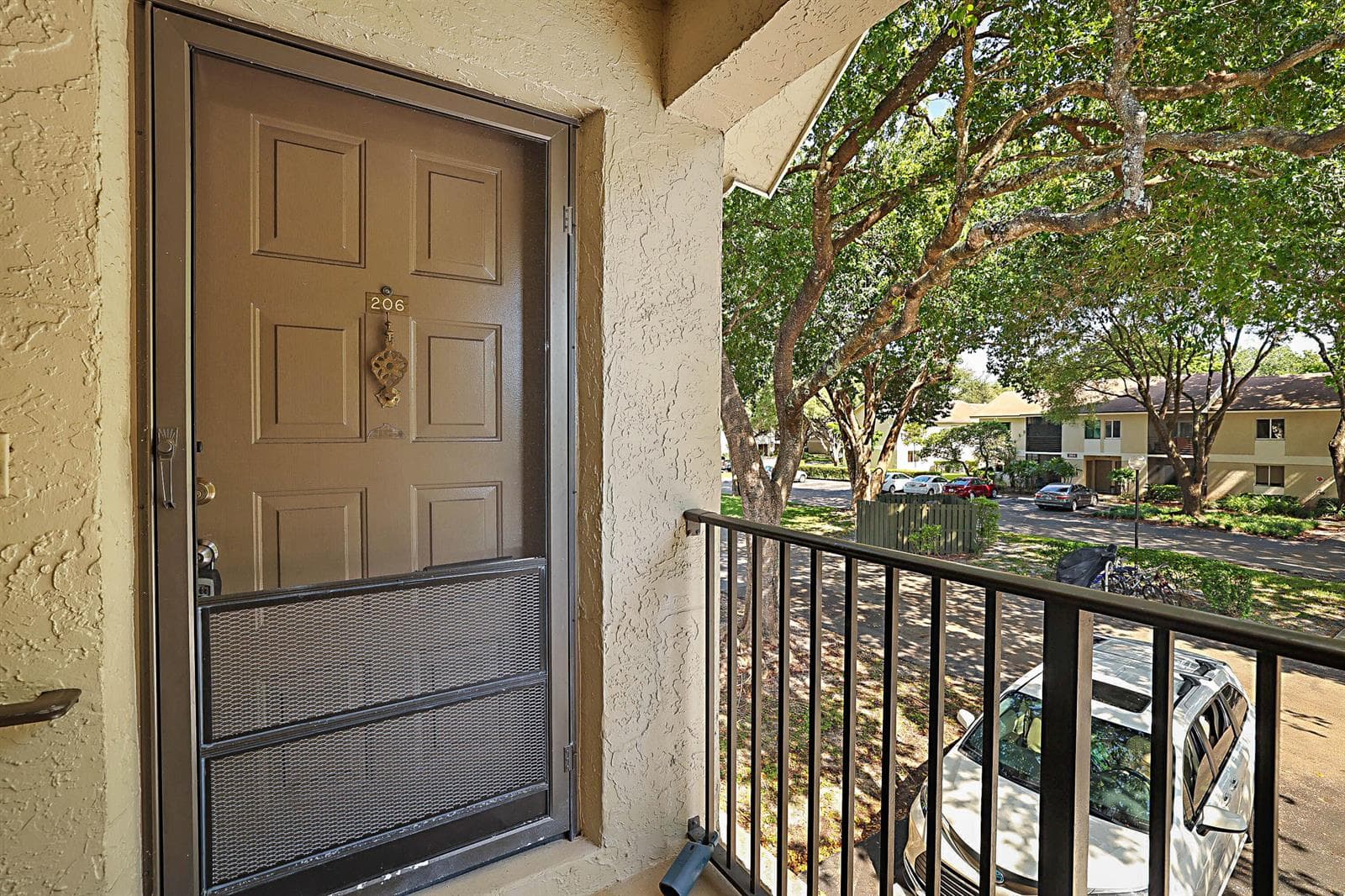 719 GARDENS Drive # 206, Pompano Beach FL 33069 photo 2