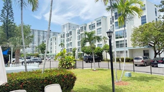 17560 Atlantic Blvd # 405, Sunny Isles Beach FL 33160 photo 2