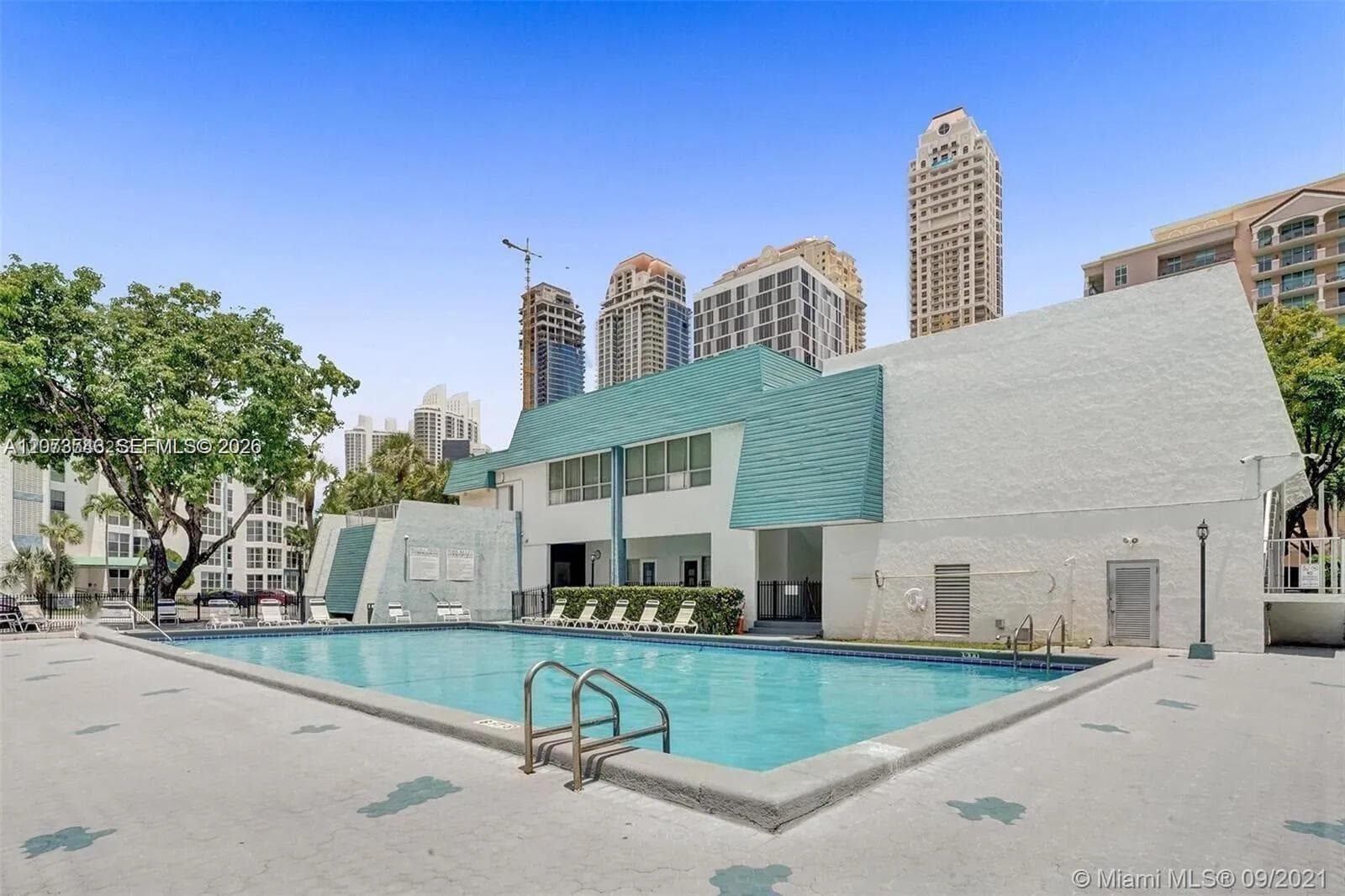 17560 Atlantic Blvd # 405, Sunny Isles Beach FL 33160 photo 4