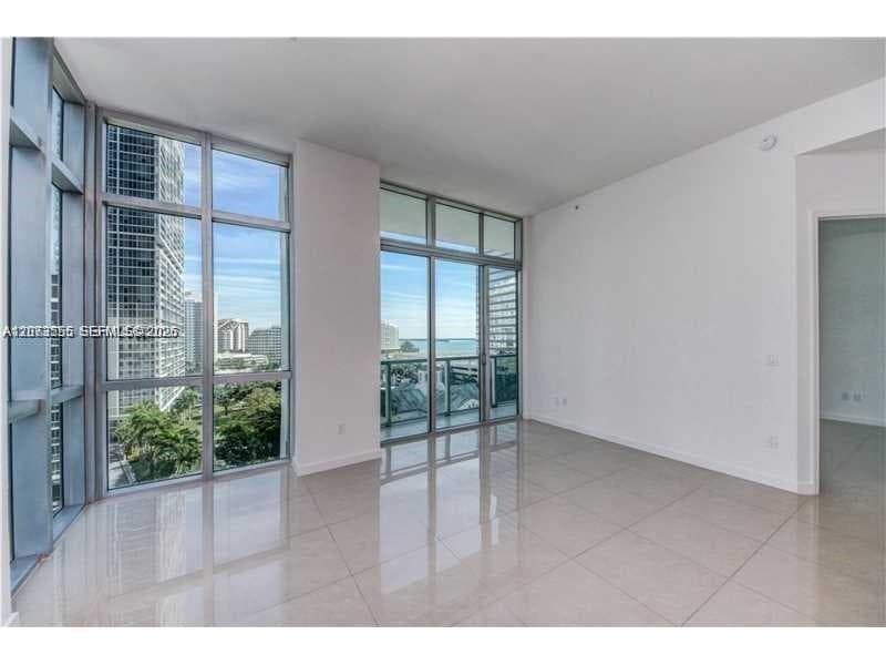 500 Brickell Ave # 1101, Miami, FL 33131 photo 3