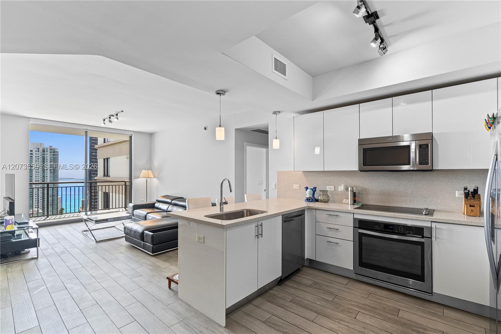 999 SW 1st Ave # 3307, Miami FL 33130 photo 5