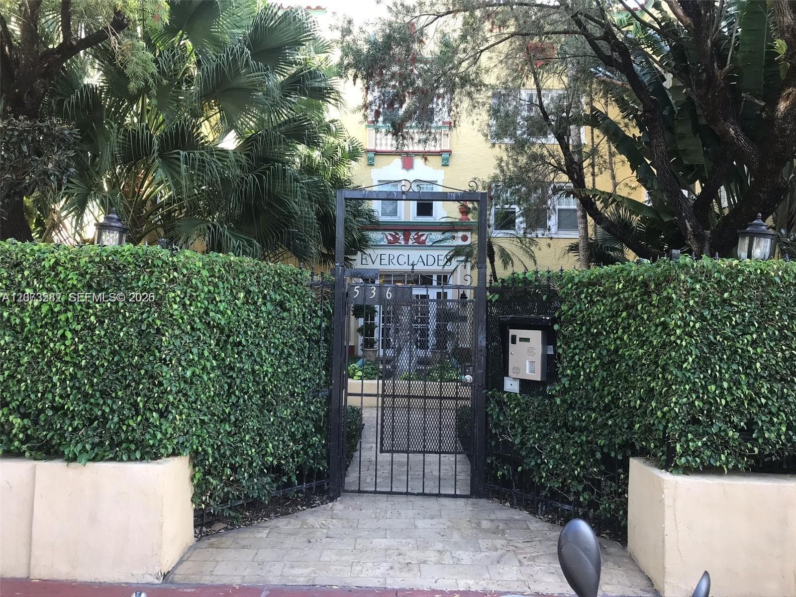 536 14th St # 311, Miami Beach FL 33139 photo 2