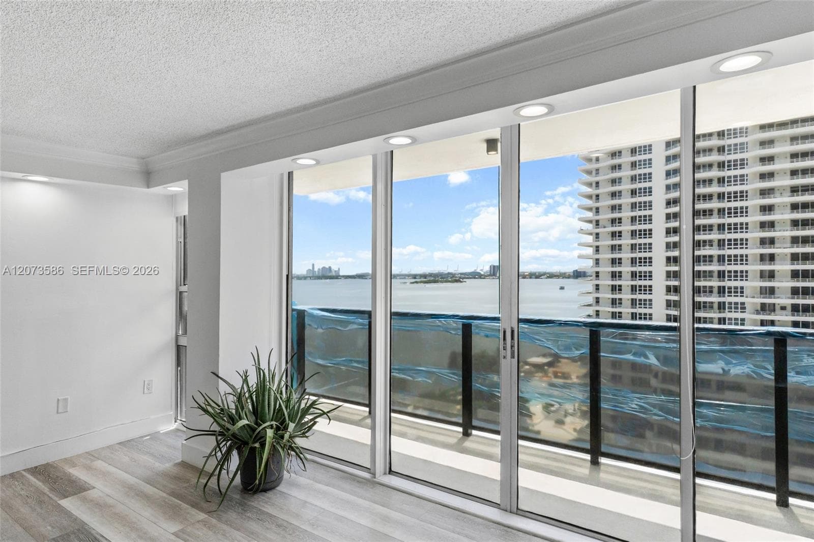 600 NE 36th St # 1404, Miami FL 33137 photo 4