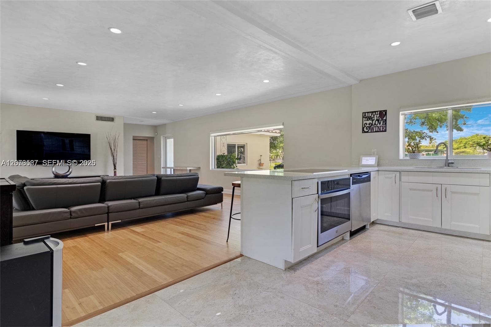 535 SW 39th Ave, Miami FL 33134 photo 5
