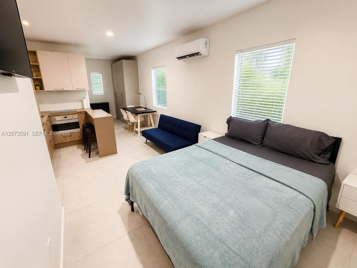245 NE 33rd St # 107, Miami, FL 33137