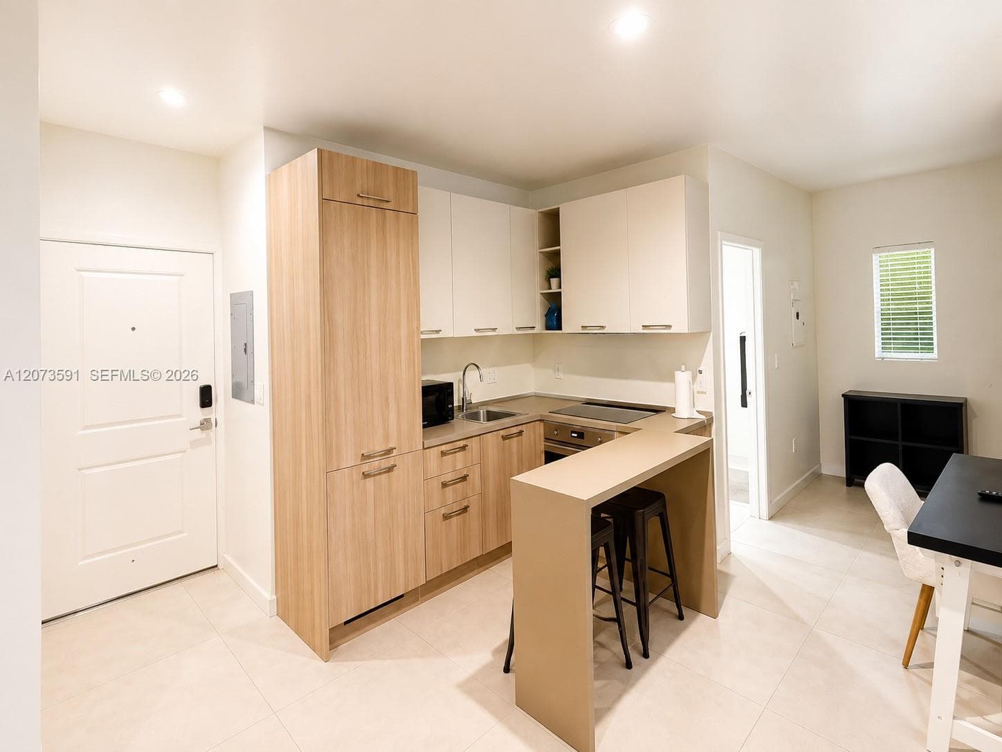 245 NE 33rd St # 107, Miami, FL 33137 photo 4