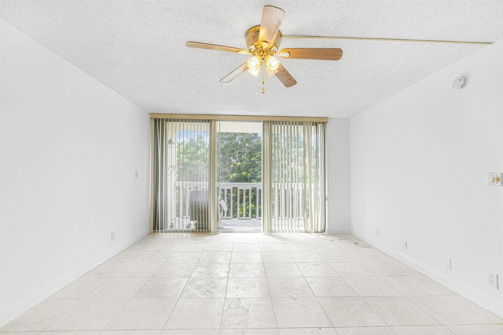 7081 ENVIRON Boulevard # 439, Lauderhill FL 33319 photo 5