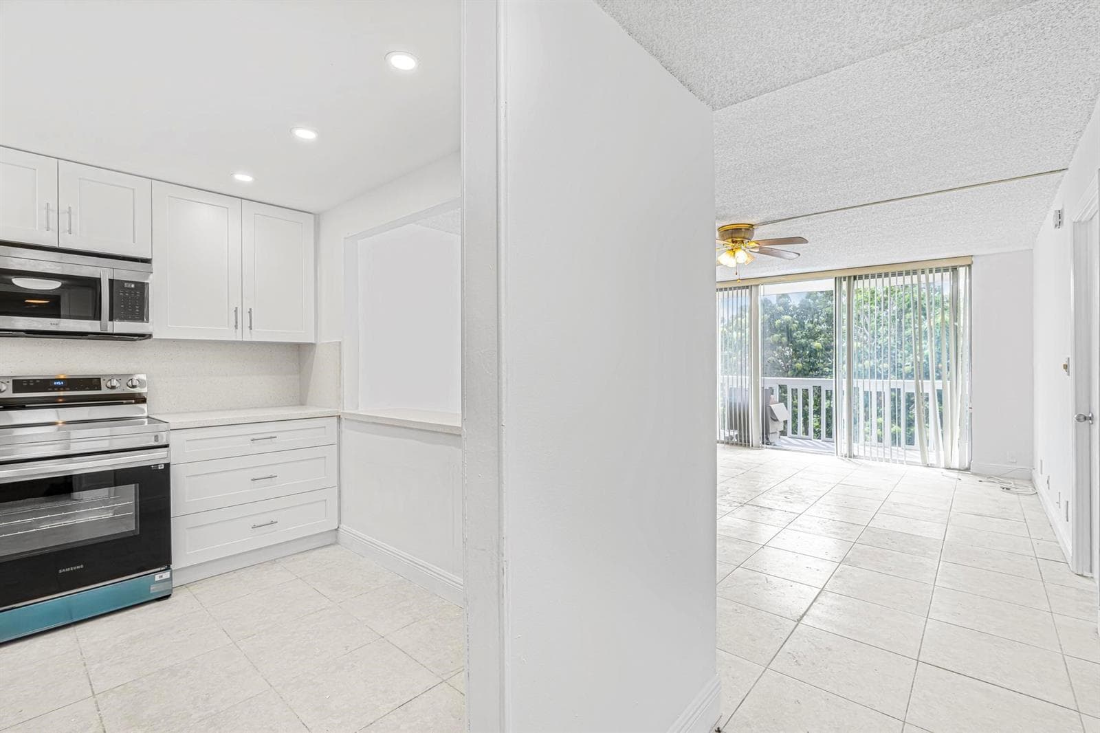 7081 ENVIRON Boulevard # 439, Lauderhill FL 33319 photo 4