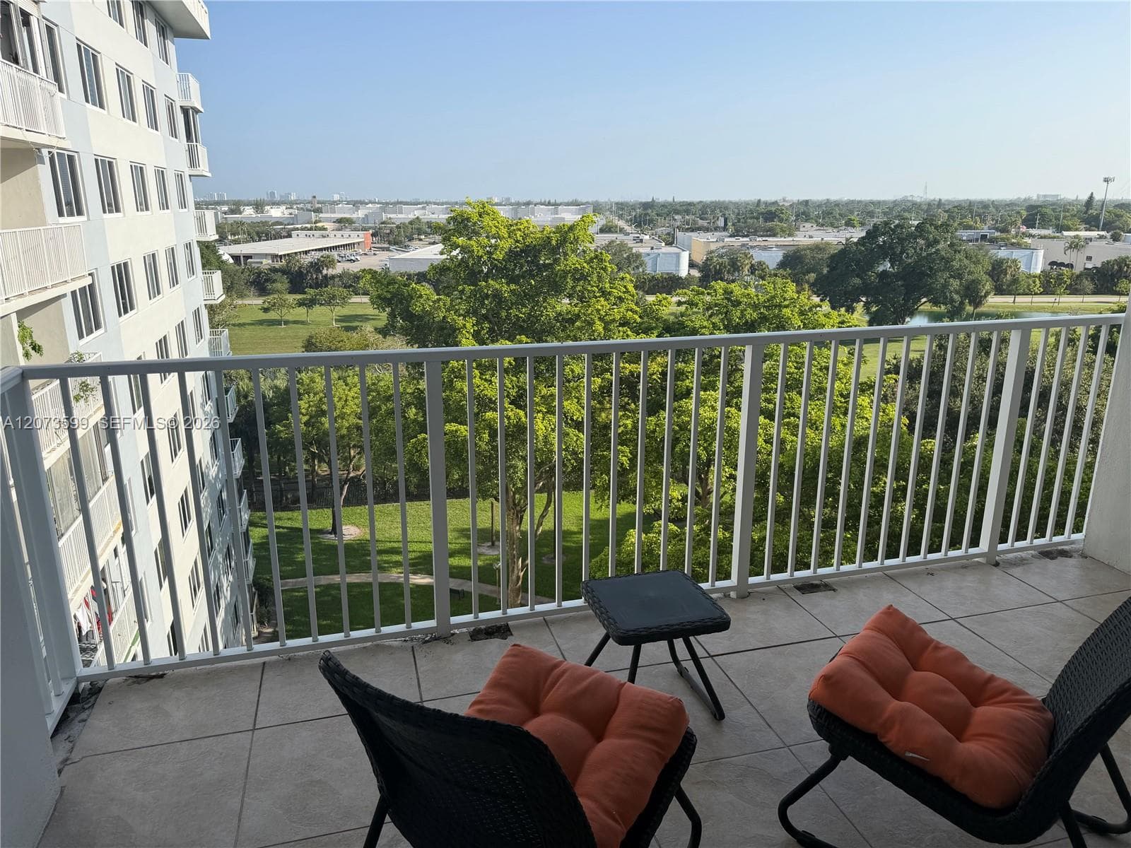 4200 Hillcrest Dr # 809, Hollywood FL 33021 photo 3