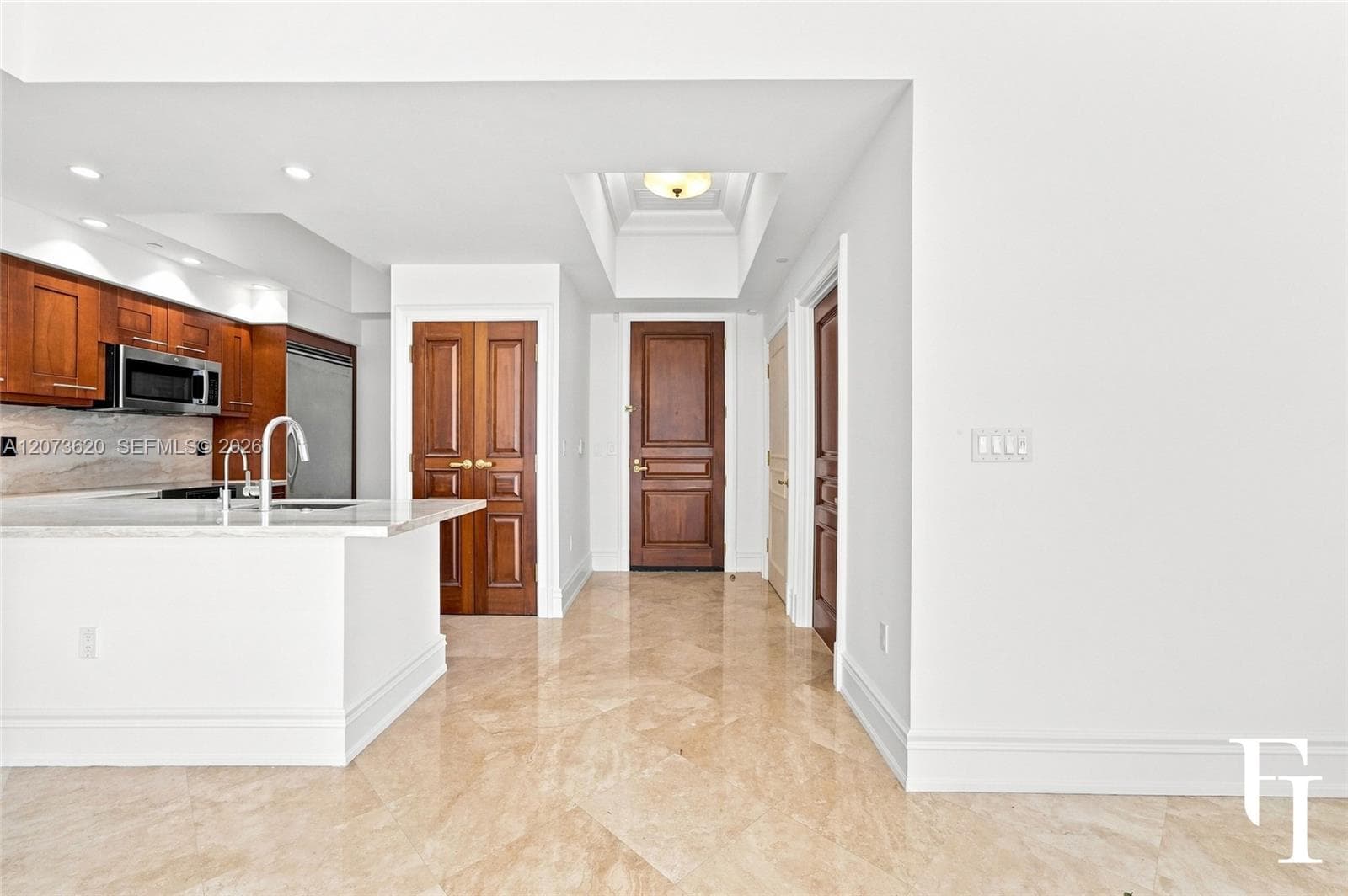 60 Edgewater Dr, Coral Gables FL 33133 photo 3