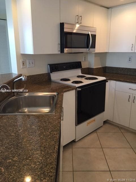 2351 Douglas Rd # 909, Miami FL 33145 photo 4