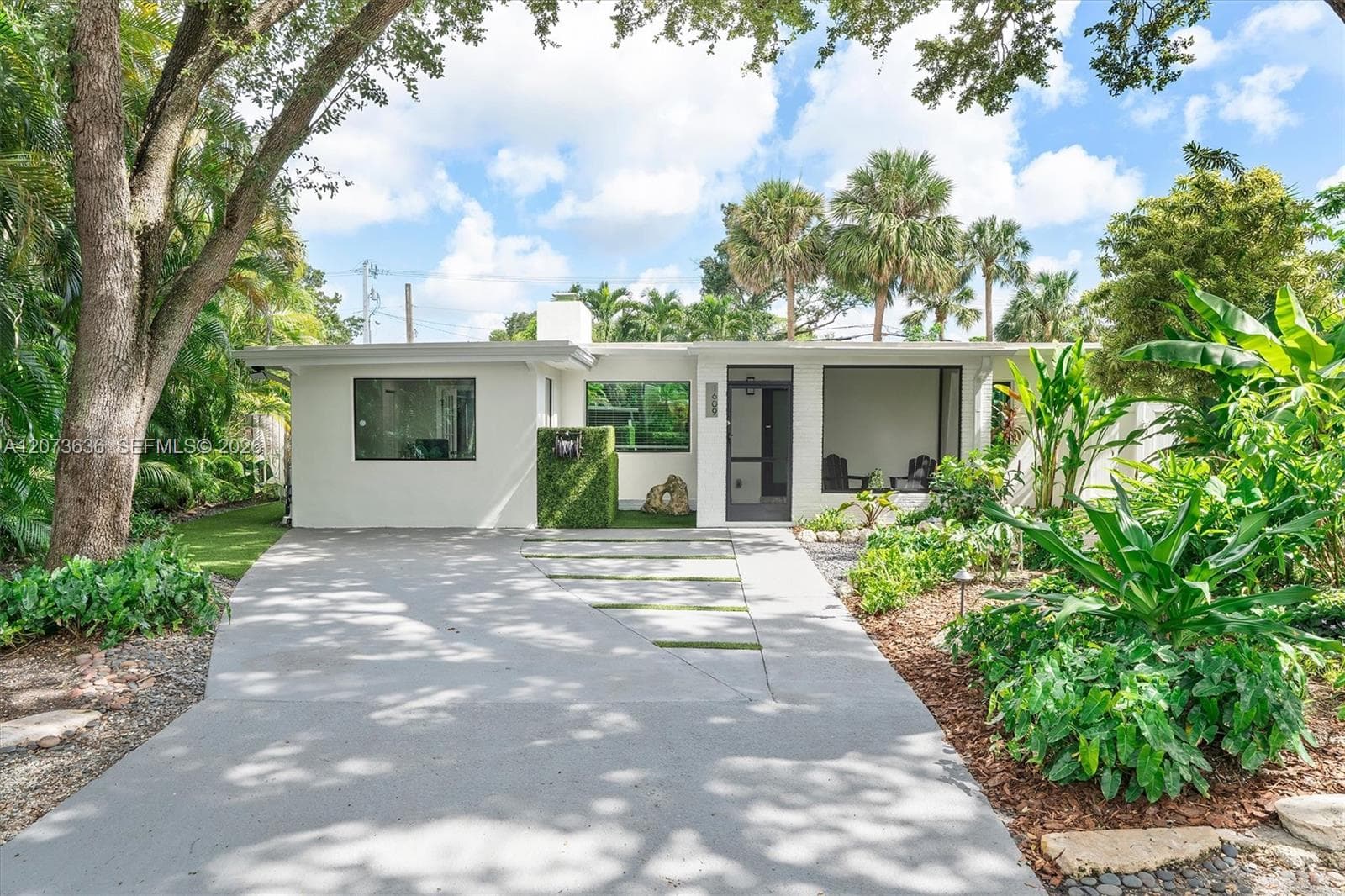 1609 SW 12th Ct, Fort Lauderdale FL 33312 photo 2