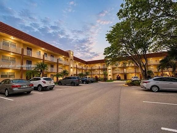 2801 N Pine Island Rd # 208, Sunrise FL 33322 photo 4