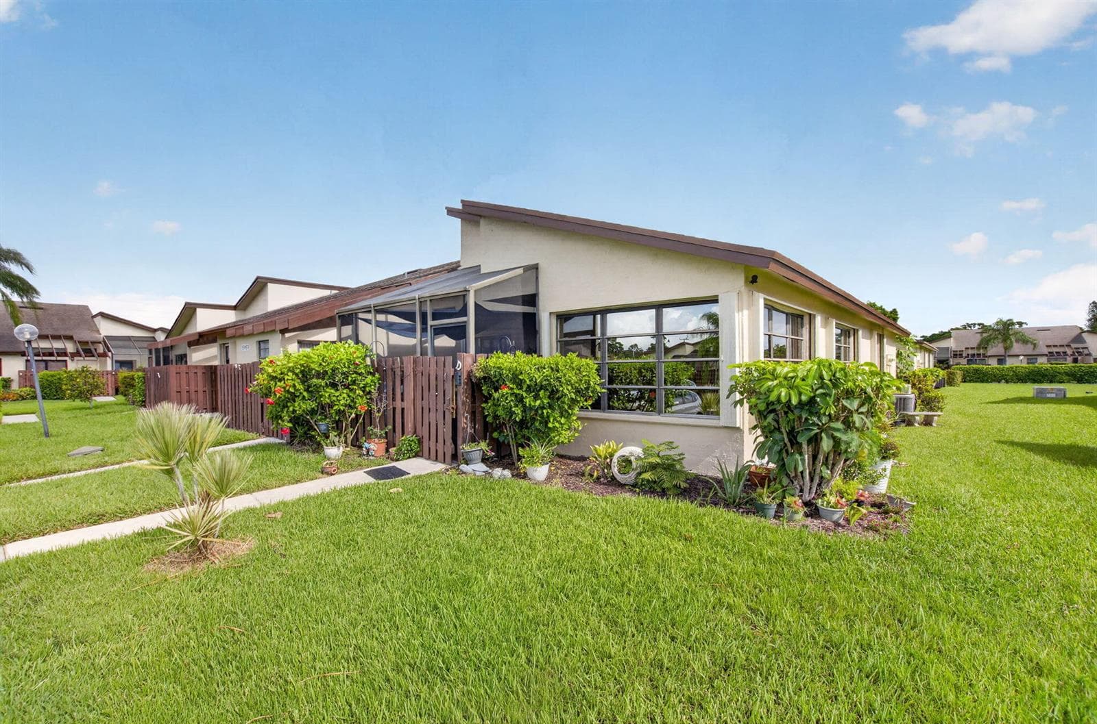 13953 NESTING Way # D, Delray Beach FL 33484 photo 2