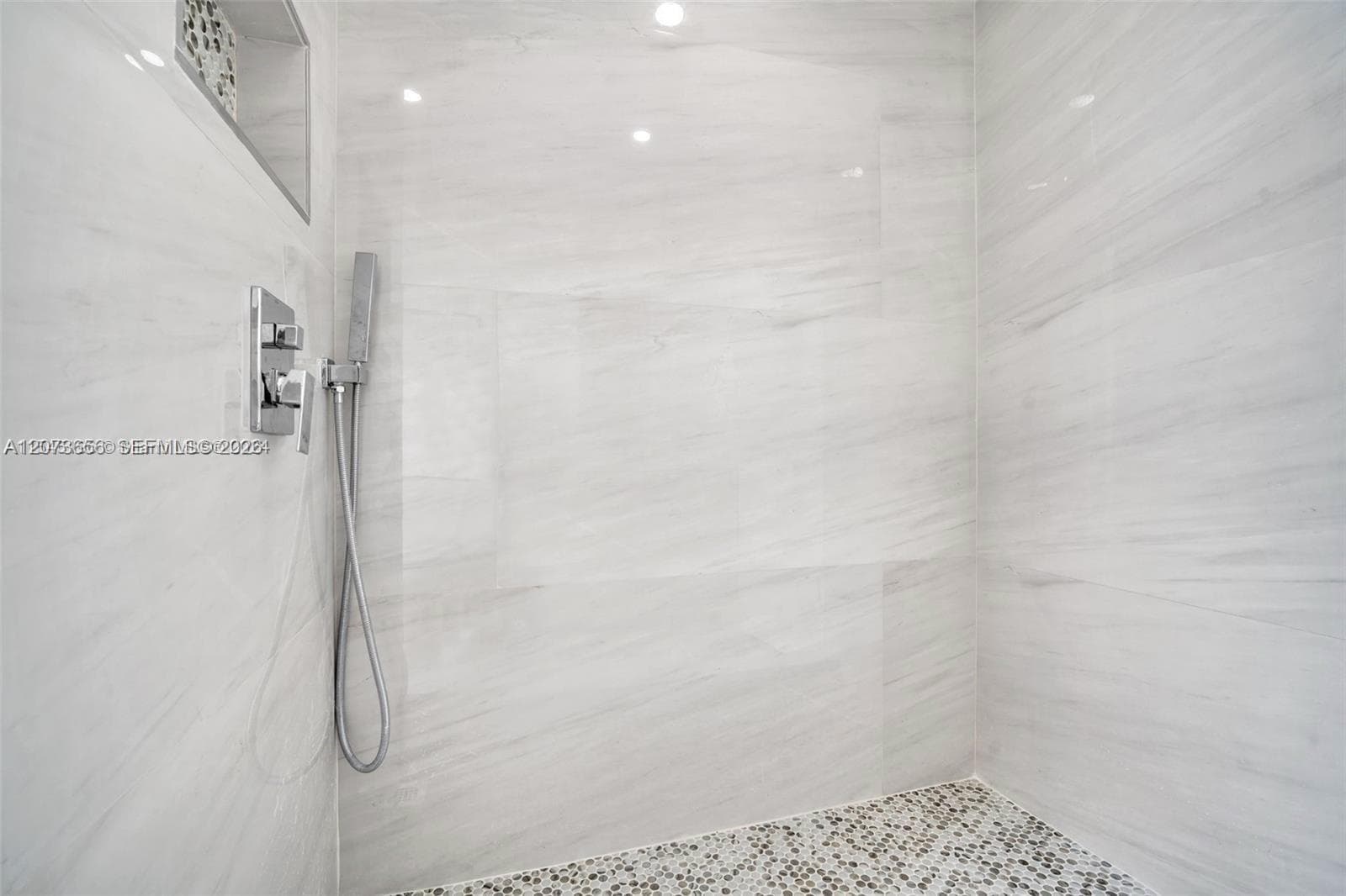 9301 SW 4th St # 229F, Miami, FL 33174 photo 5