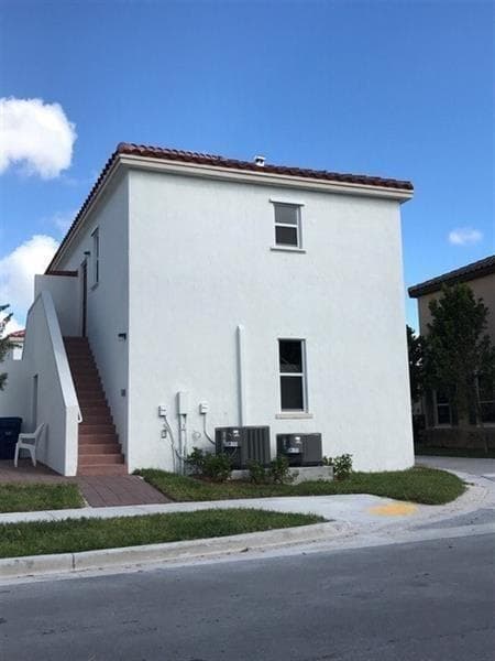 16954 SW 90TH Street, Miami FL 33196 photo 2