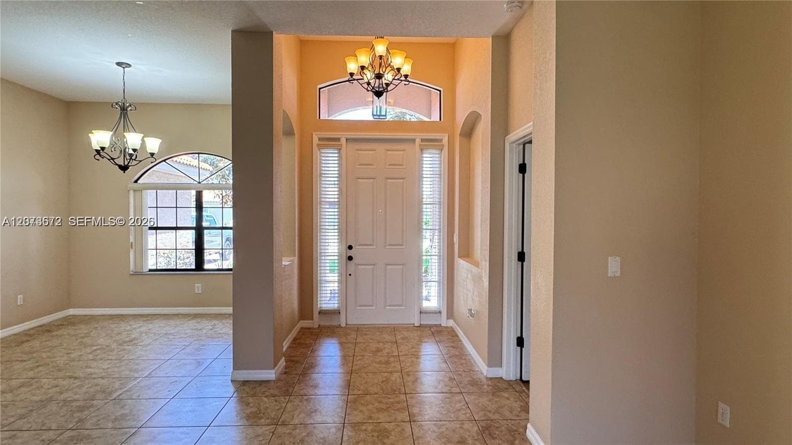 406 Cinnamon Drive, Kissimmee FL 34759 photo 2