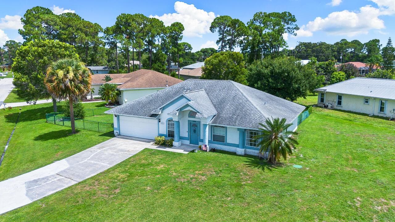 1526 SW Santander Avenue, Port St. Lucie FL 34953 photo 3
