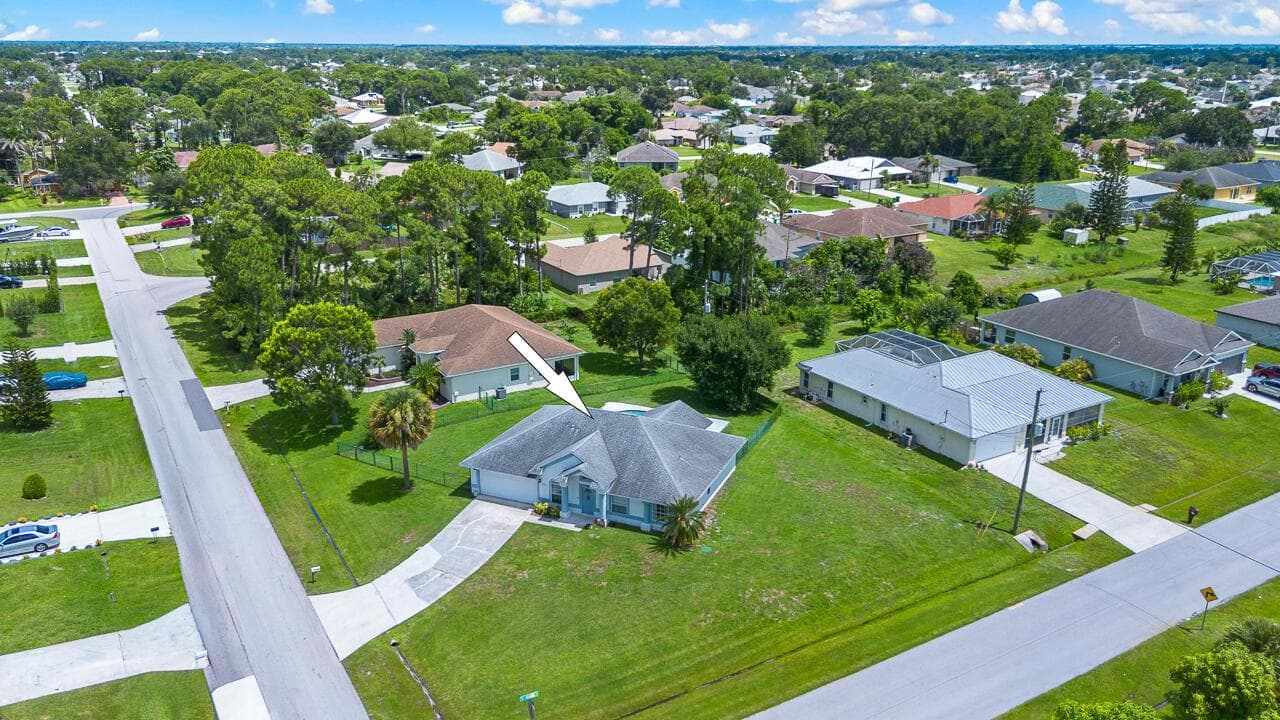 1526 SW Santander Avenue, Port St. Lucie FL 34953 photo 4
