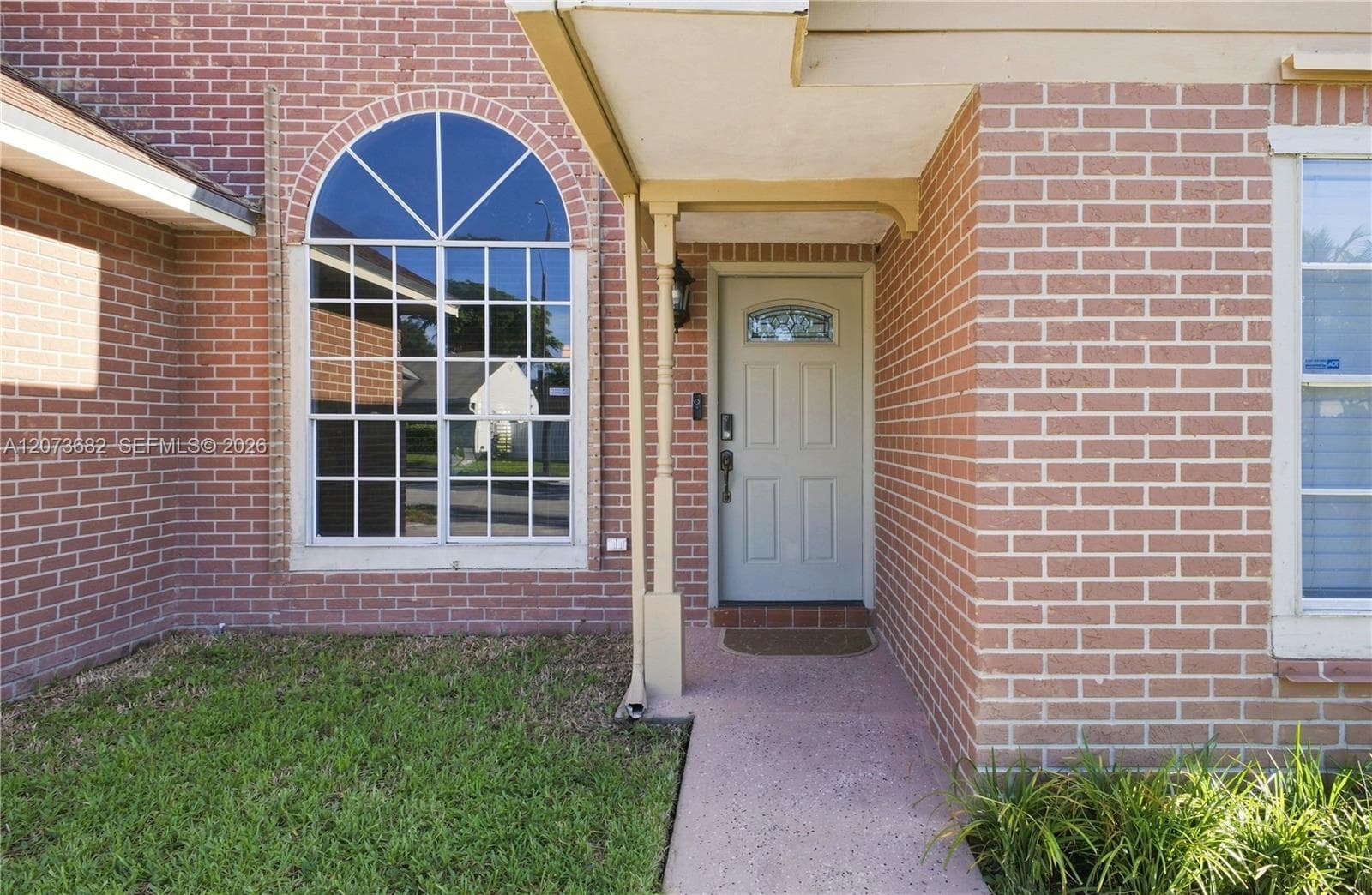 8635 SW 15th St, Pembroke Pines, FL 33025 photo 2