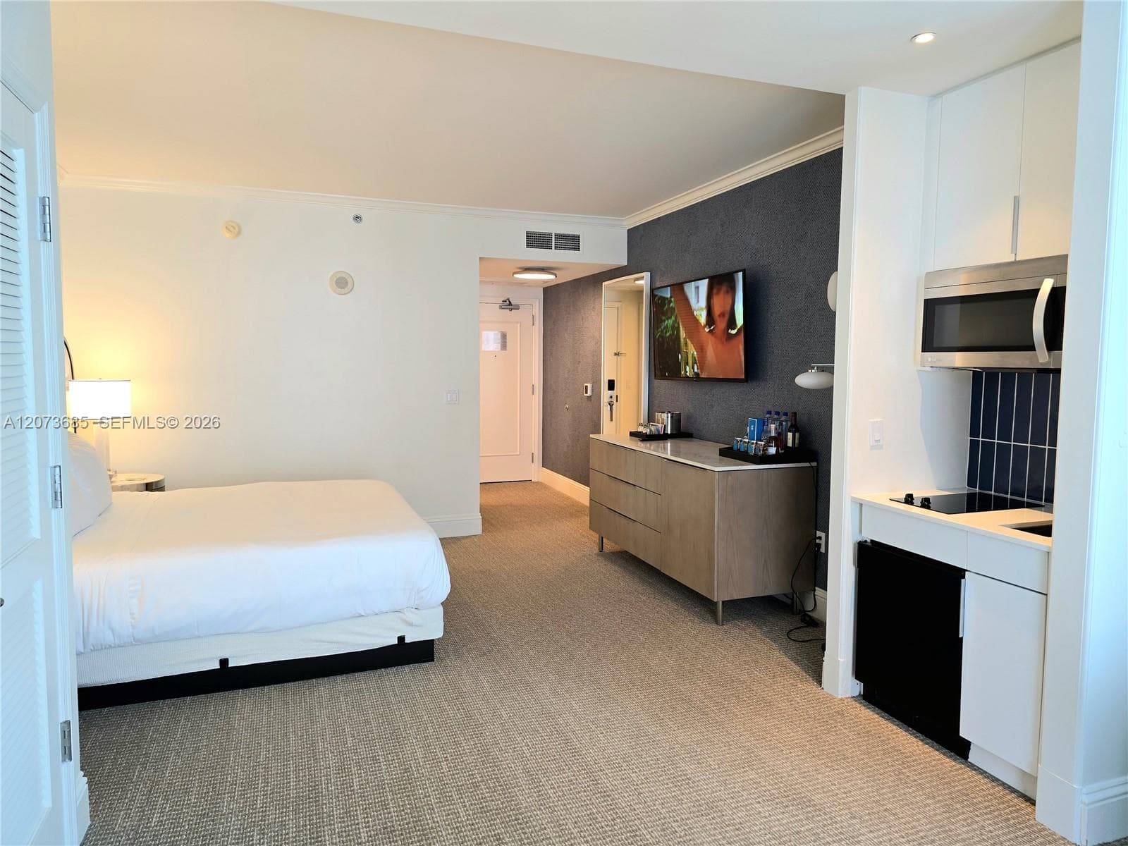 4401 Collins Ave # 1401, Miami Beach FL 33140 photo 5