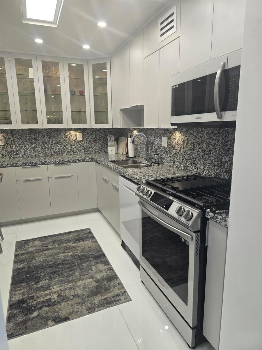 2030 S OCEAN Drive # 510, Hallandale Beach FL 33009 photo 4