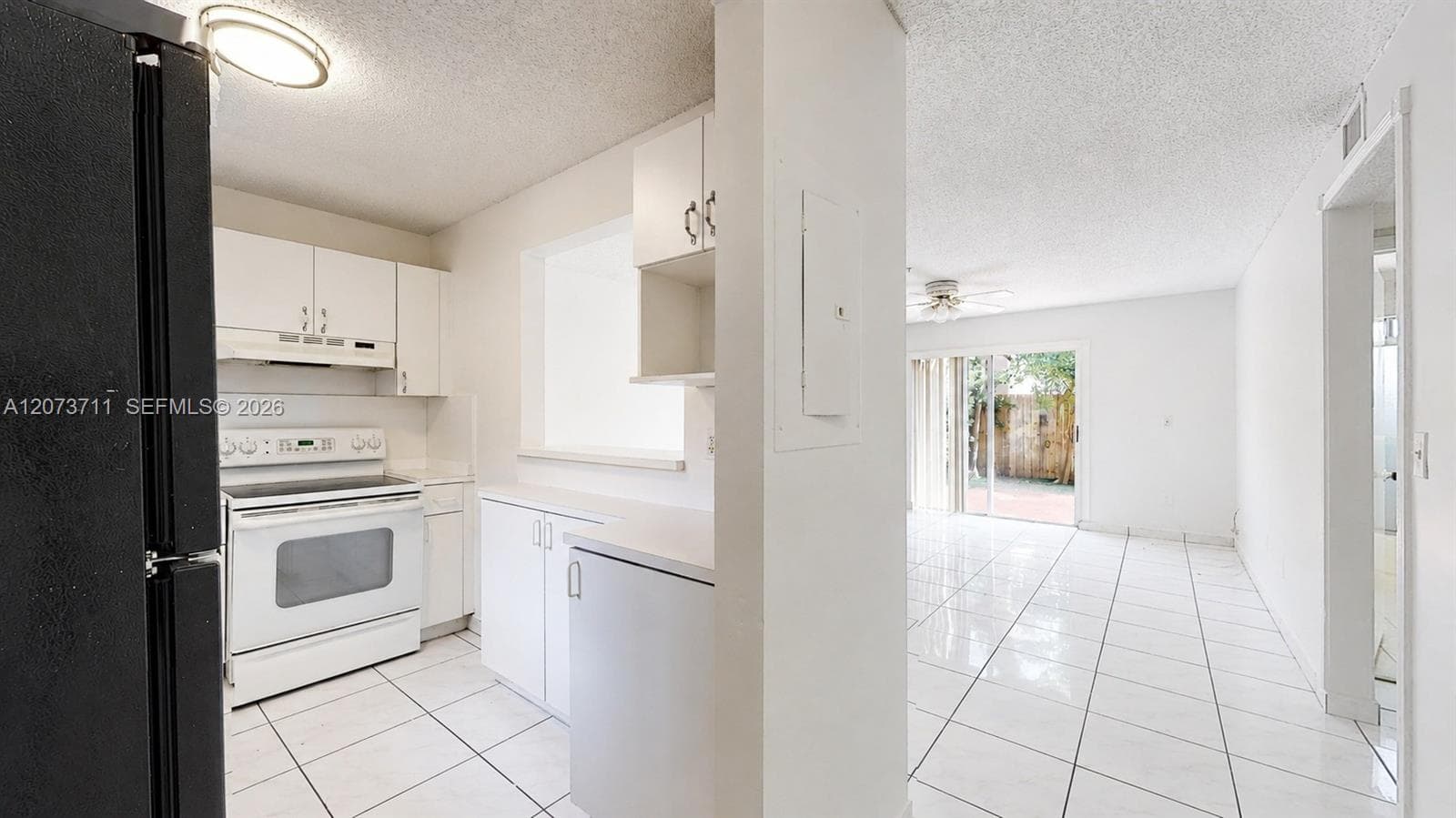 8183 NW 8th St # C2, Miami, FL 33126 photo 3
