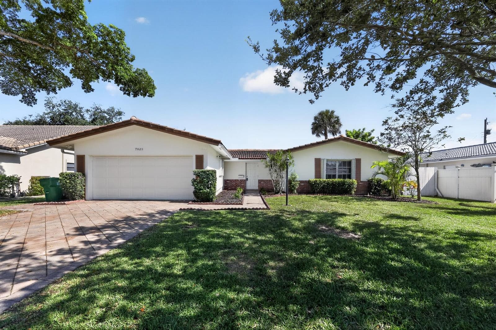 7823 NW 40TH Street, Coral Springs FL 33065 photo 2
