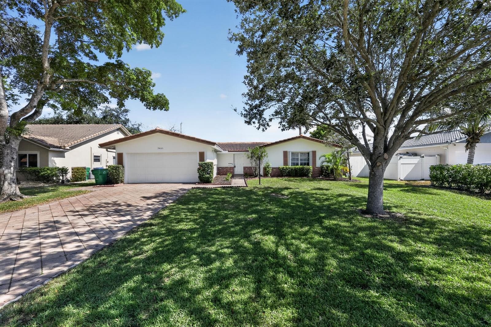 7823 NW 40TH Street, Coral Springs FL 33065