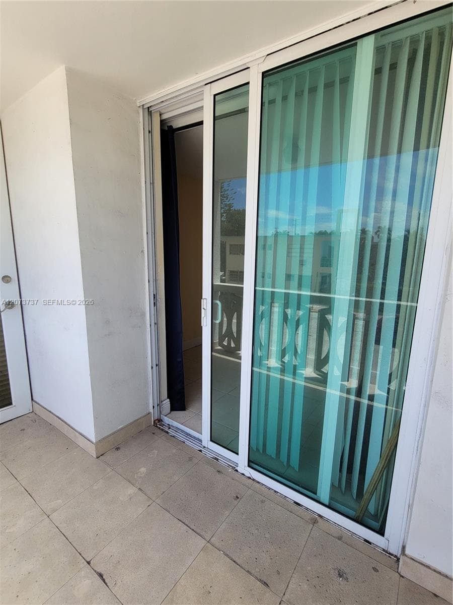 8233 Harding Ave # 204, Miami Beach FL 33141 photo 4