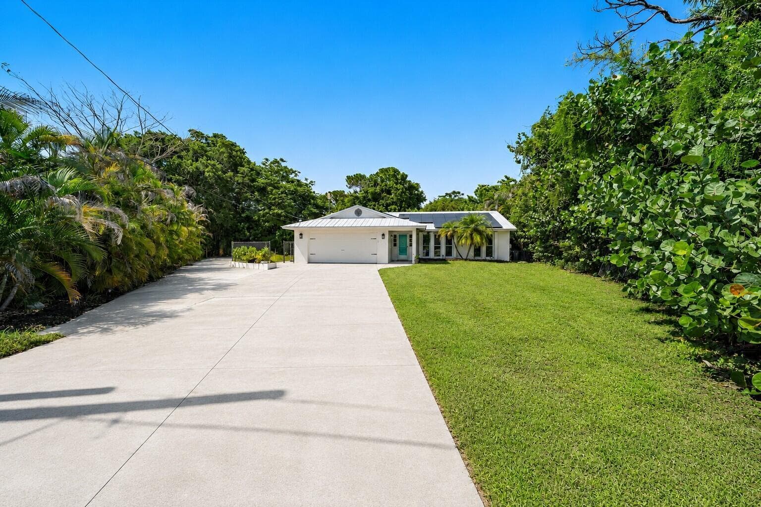 1163 NW 16th Place, Stuart FL 34994 photo 2