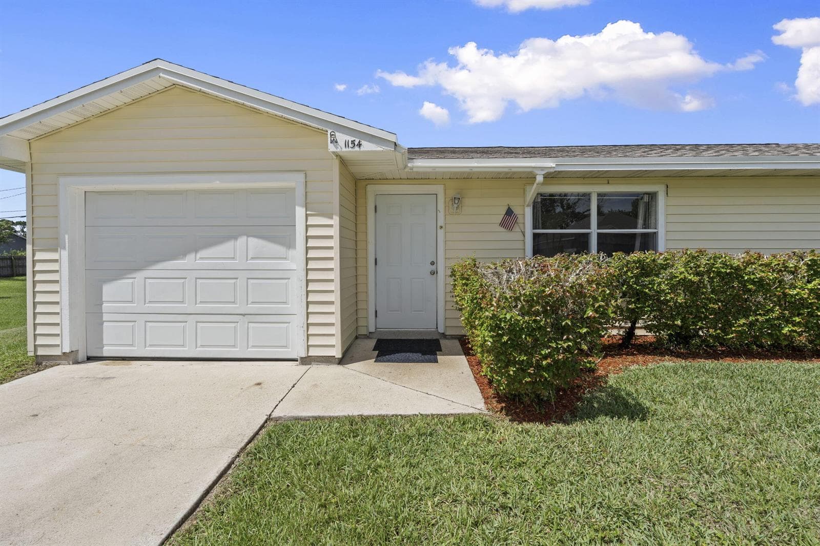 1154 SE Preston Lane, Port St. Lucie FL 34983 photo 4