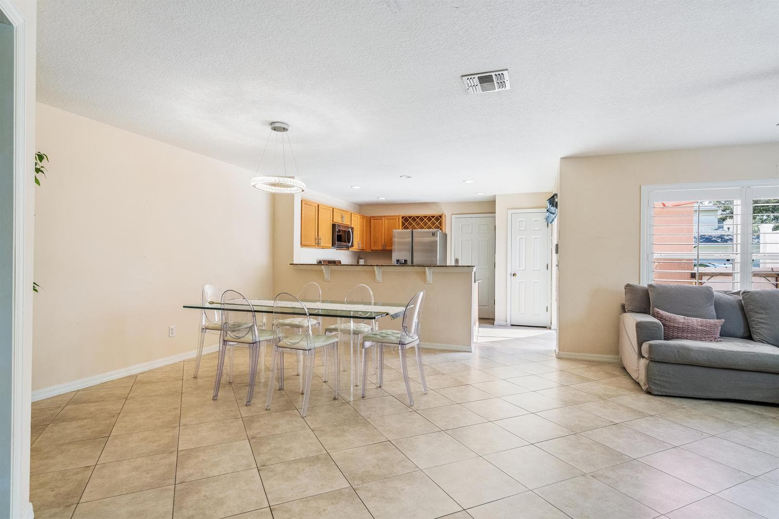 1541 Par Court, Vero Beach FL 32966 photo 4