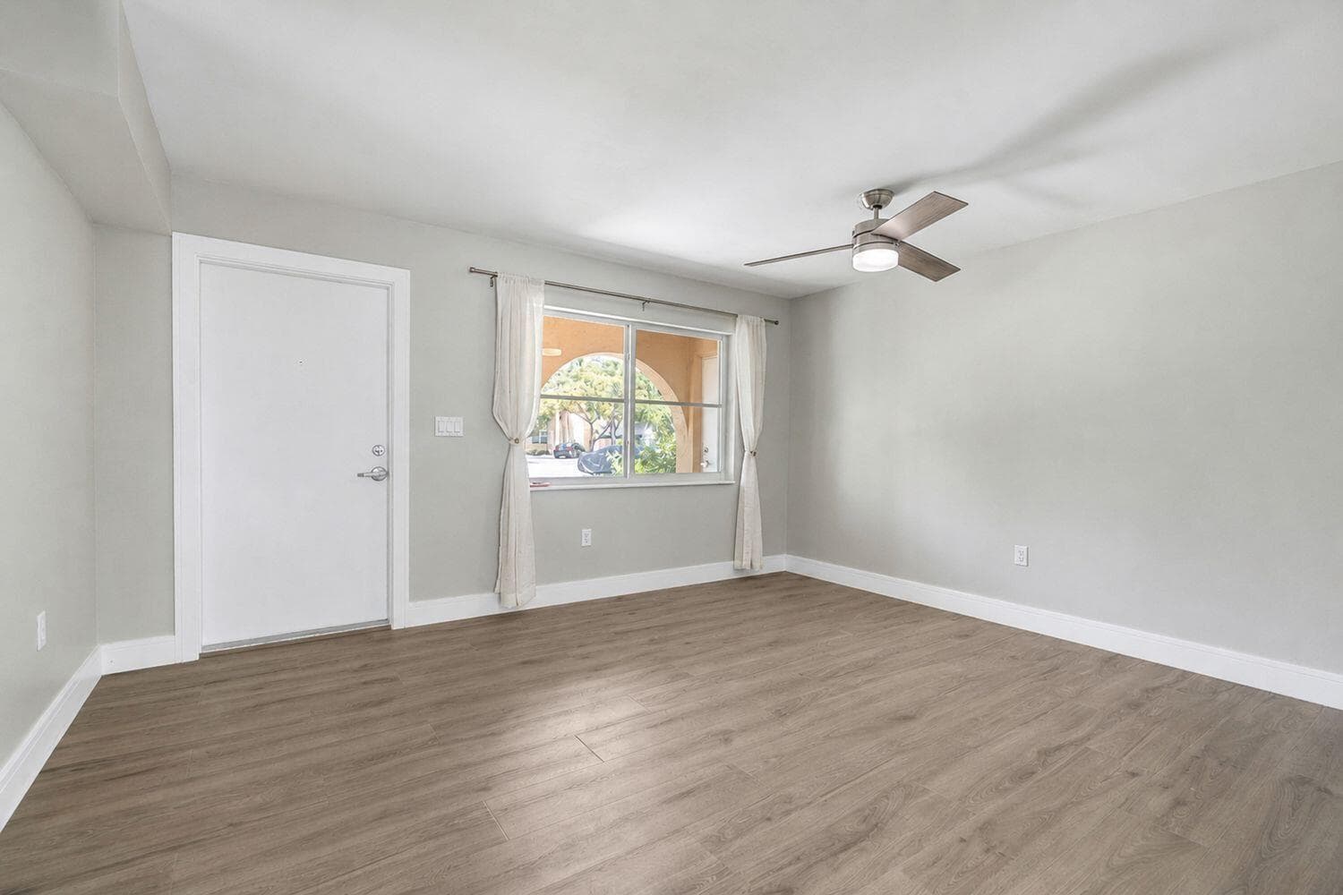 10792 La Placida Drive # 4, Coral Springs FL 33065 photo 5