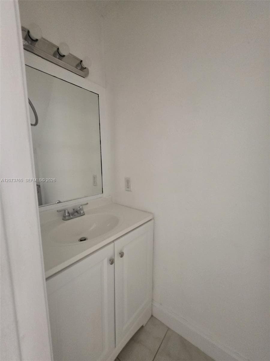 5827 W 26th Ave # 5827, Hialeah FL 33016 photo 3