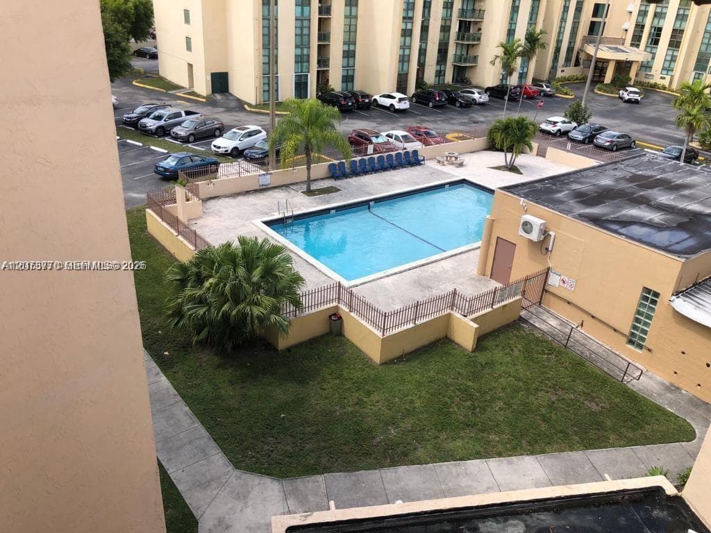 2075 SW 122nd Ave # 117, Miami FL 33175 photo 4