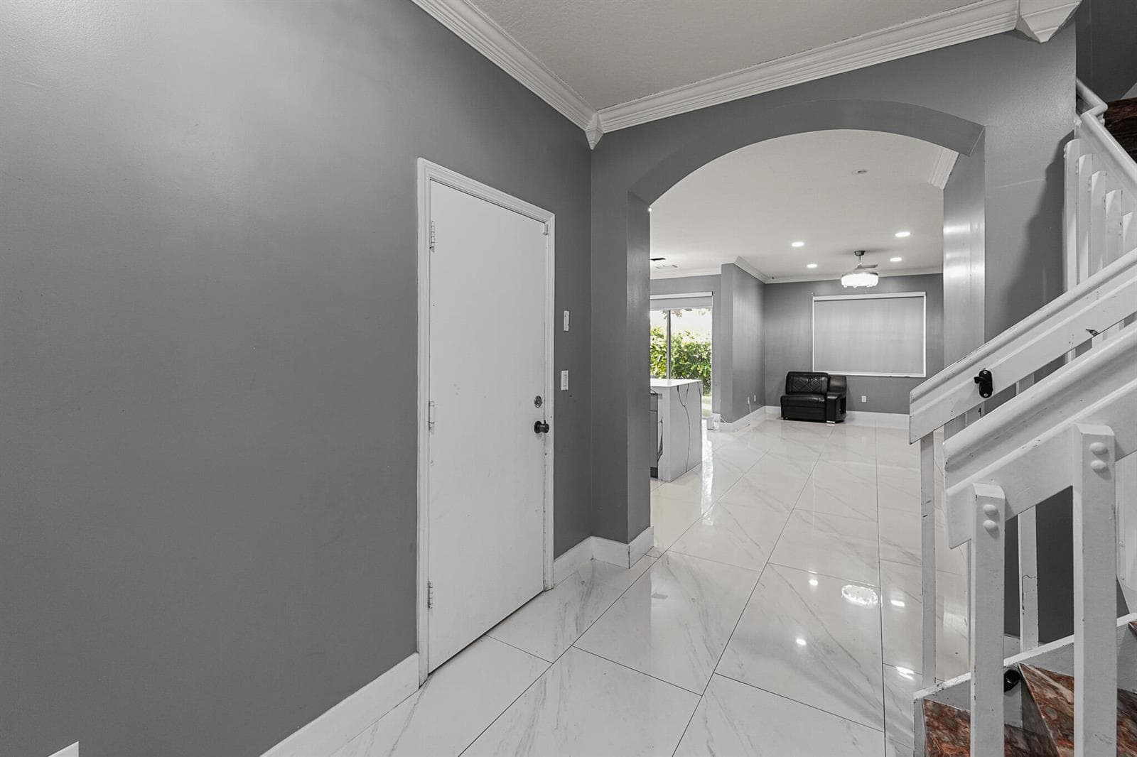 6119 Seminole Gardens Circle, Riviera Beach FL 33418 photo 2