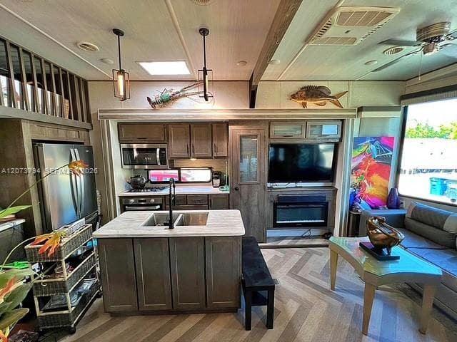 325 Calusa St, Key Largo FL 33037 photo 2