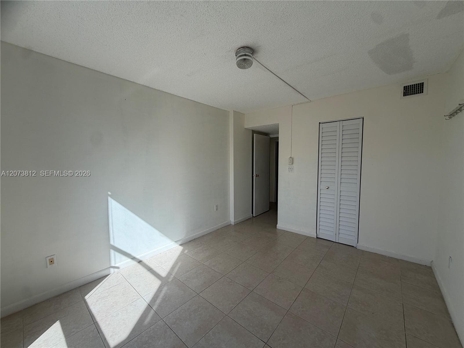 16851 NE 23rd Ave # B214, North Miami Beach FL 33160 photo 4
