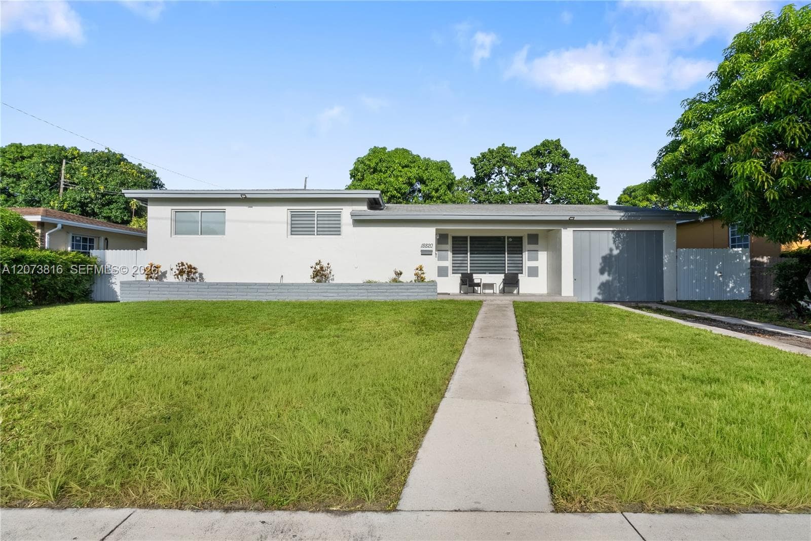 18820 NW 7th Ave, Miami Gardens FL 33169 photo 2