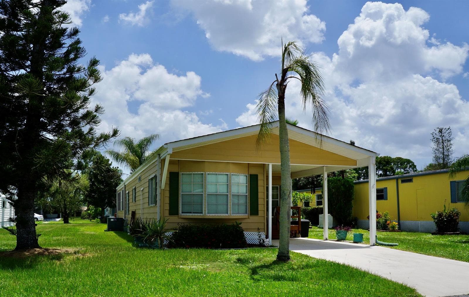 21 SE Iberian Lane, Port St. Lucie FL 34952 photo 3
