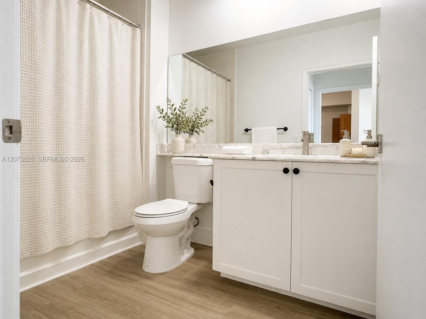 2775 NE 187th St # PH30, Aventura FL 33180 photo 4