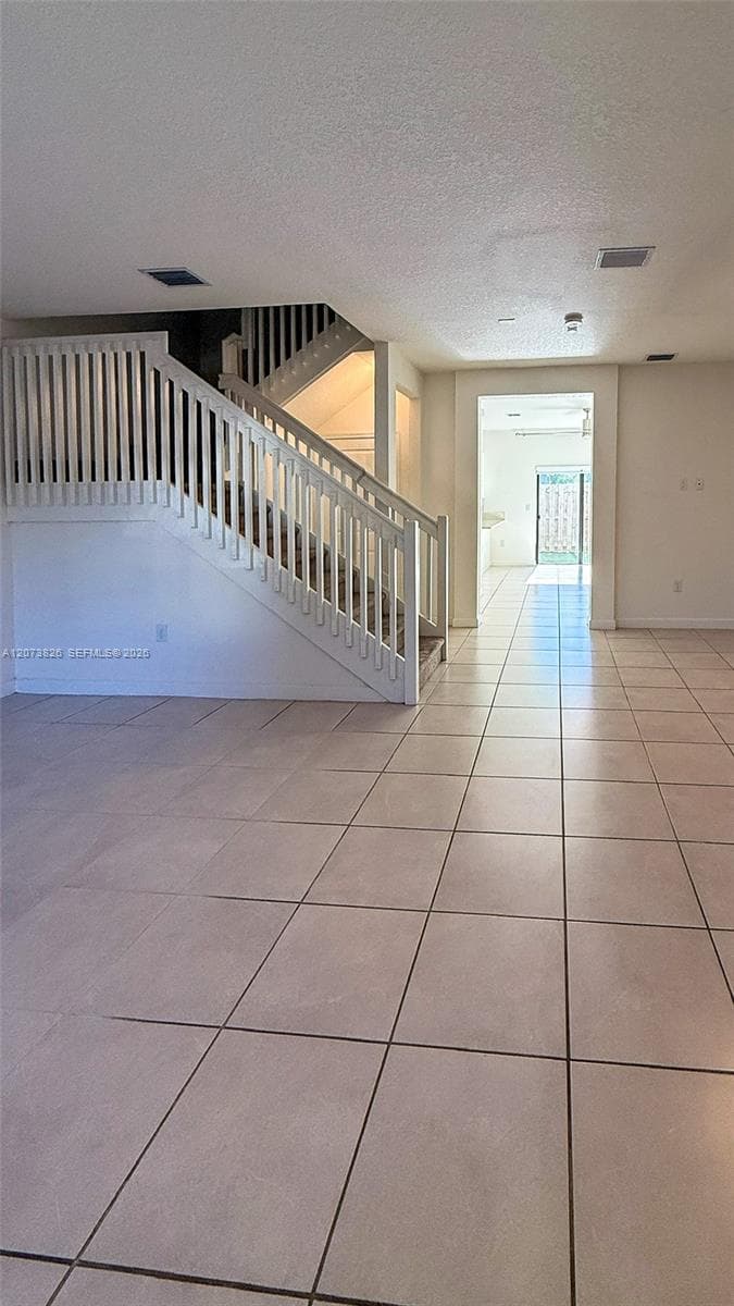 20800 NE 5th Ct, Miami FL 33179 photo 4