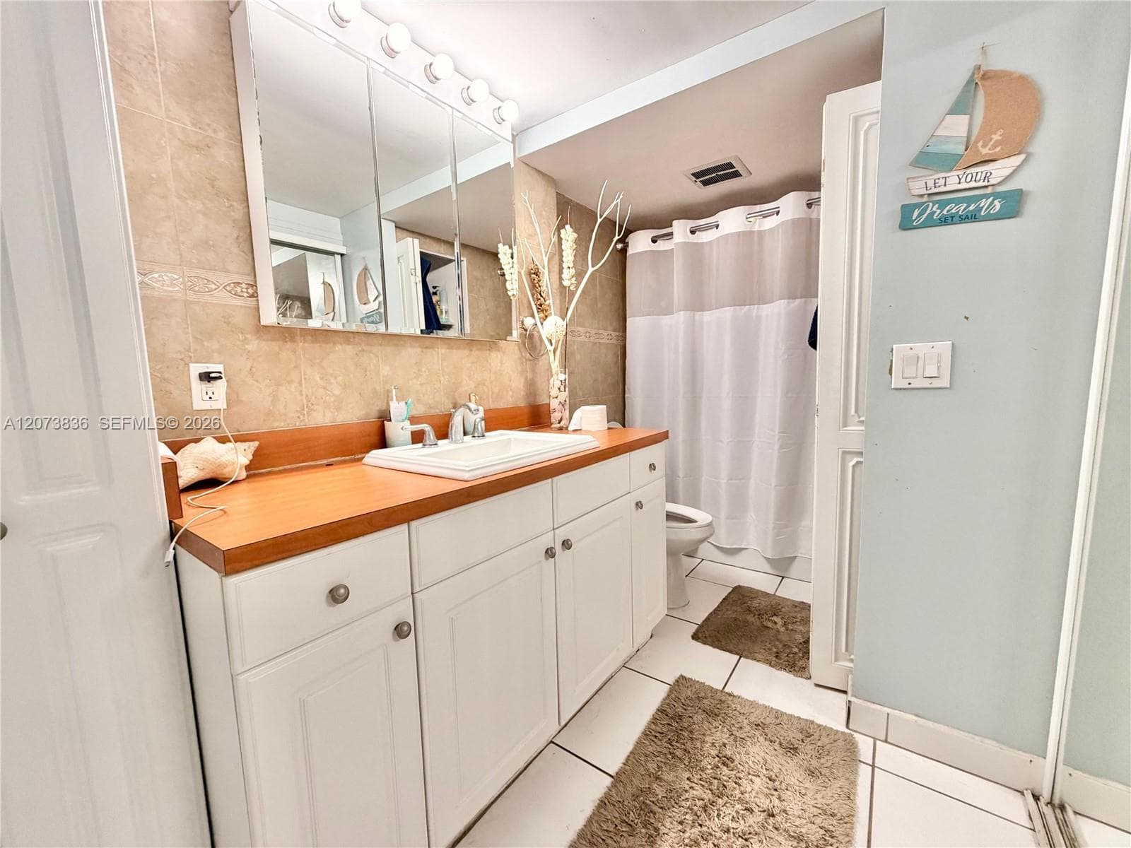 3730 Inverrary Dr # 1G, Lauderhill FL 33319 photo 4