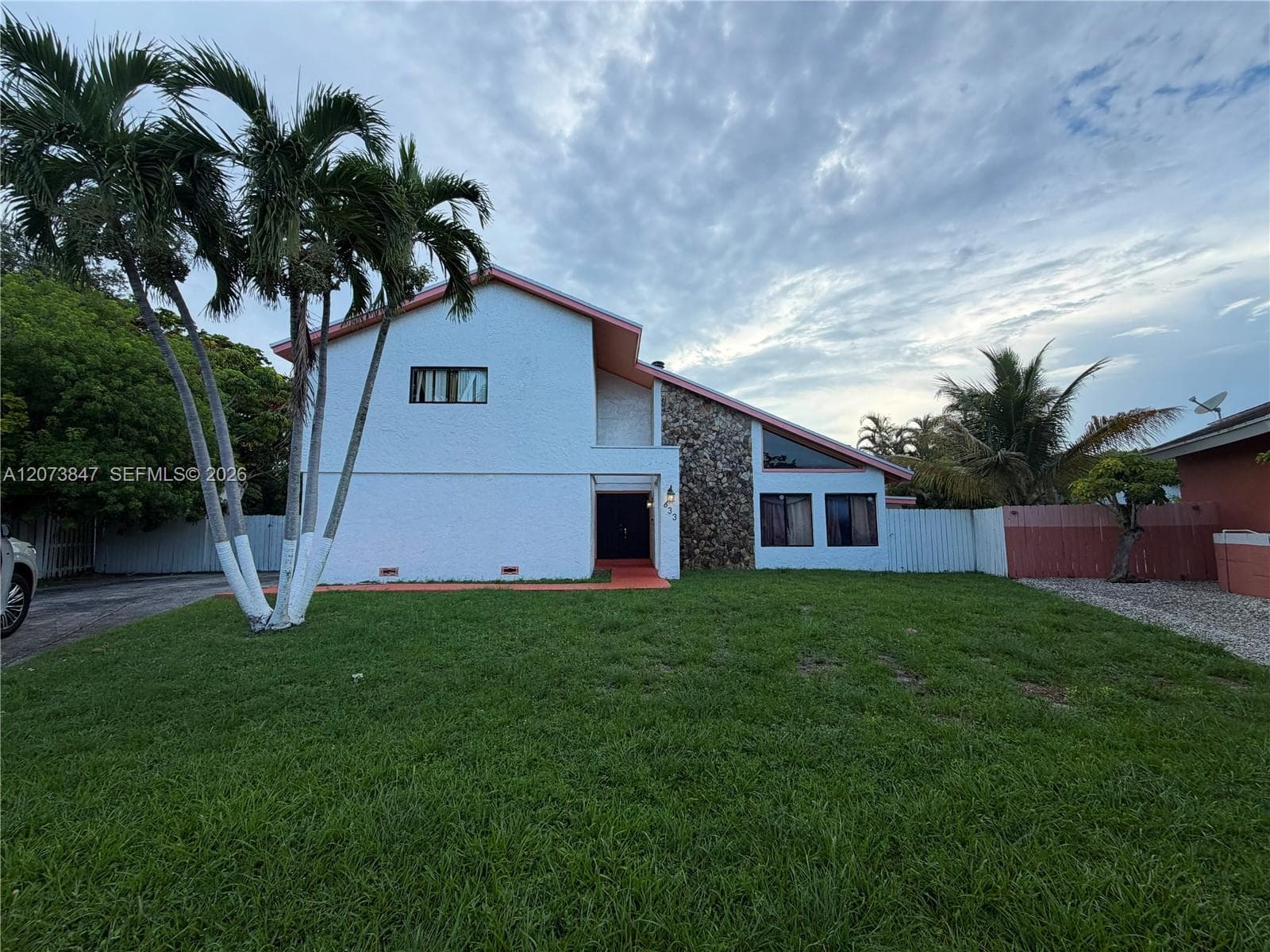 633 NE 204th Ln # 633, Miami FL 33179 photo 2