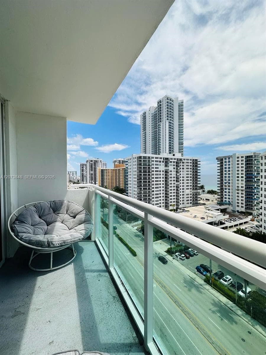 3000 S Ocean Dr # 1218, Hollywood FL 33019 photo 2